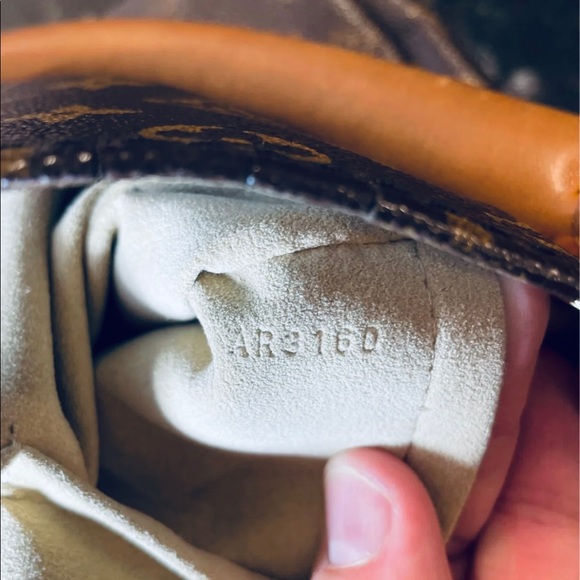 Louis Vuitton Artsy GM - Picture 3 of 11